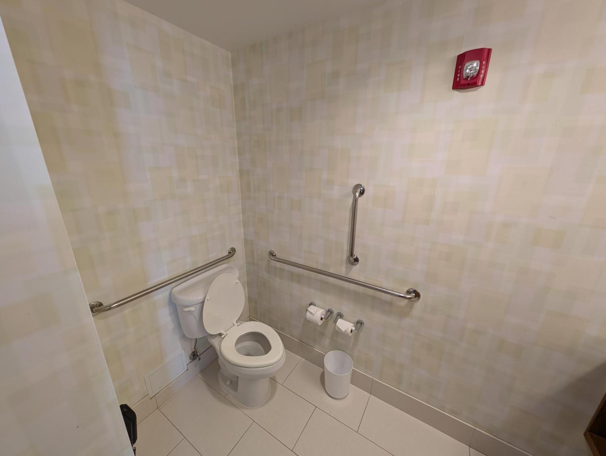 Springhill Suites By Marriott Chicago Waukegan/Gurnee Экстерьер фото