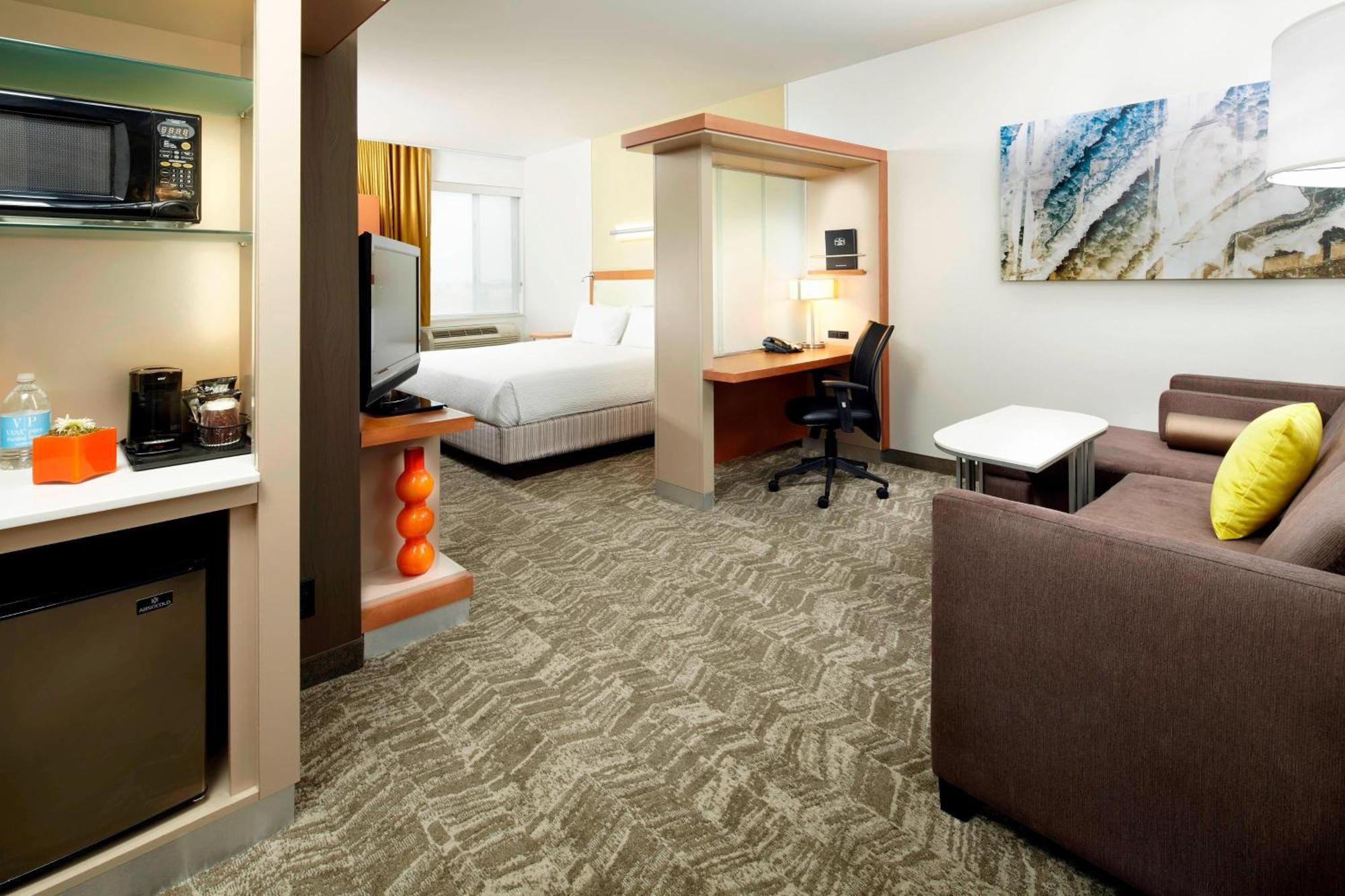 Springhill Suites By Marriott Chicago Waukegan/Gurnee Экстерьер фото