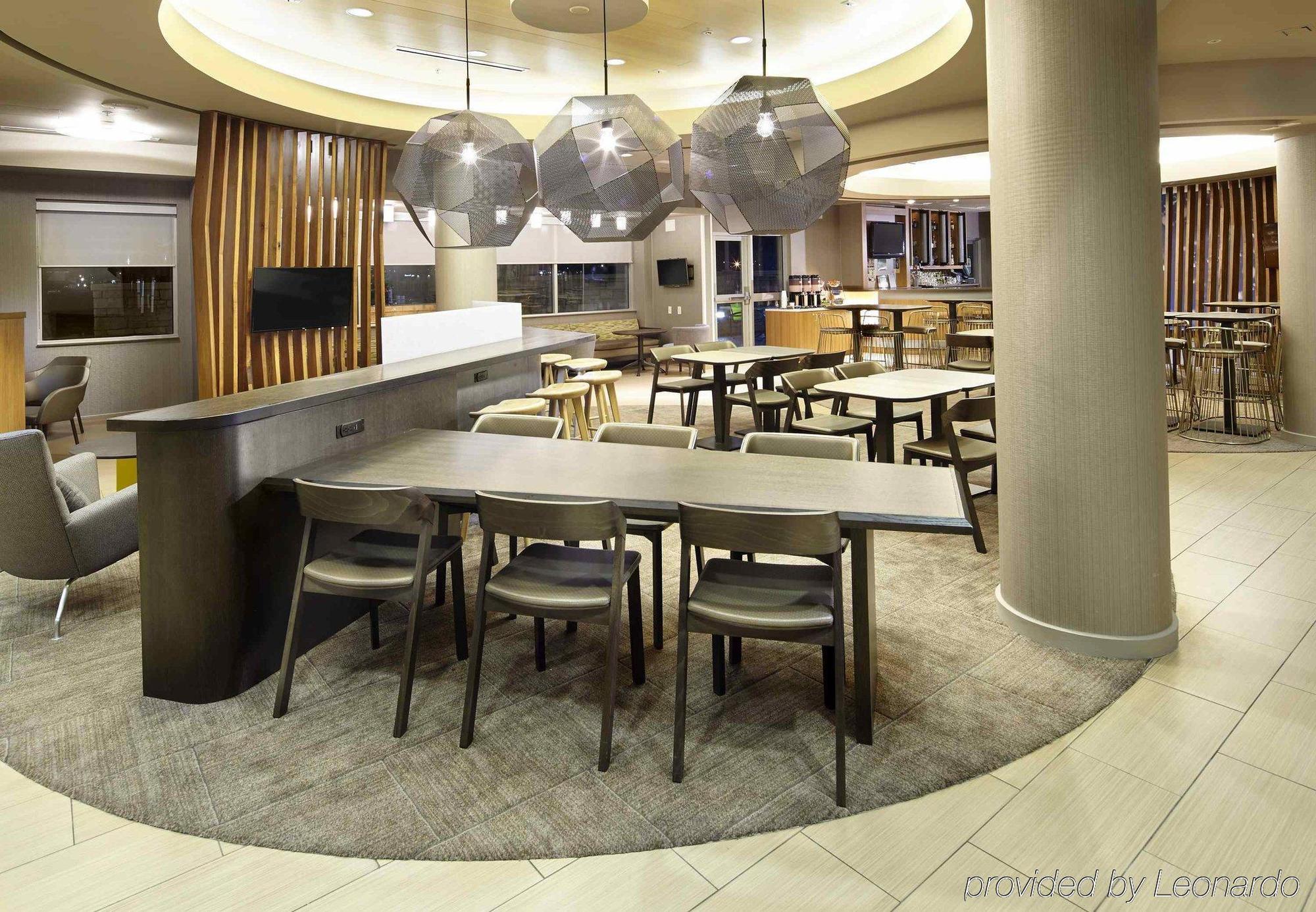 Springhill Suites By Marriott Chicago Waukegan/Gurnee Экстерьер фото