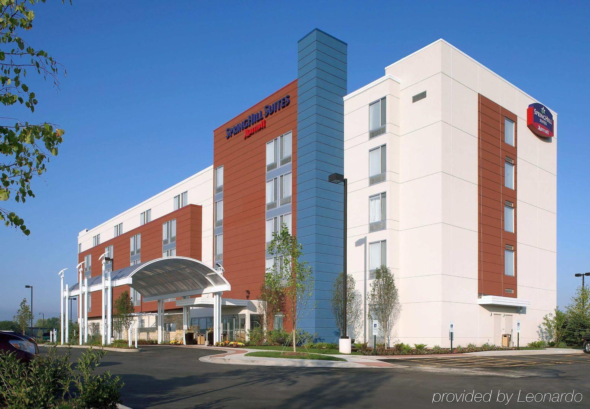 Springhill Suites By Marriott Chicago Waukegan/Gurnee Экстерьер фото