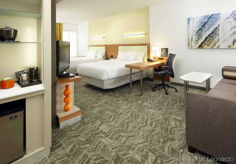 Springhill Suites By Marriott Chicago Waukegan/Gurnee Экстерьер фото